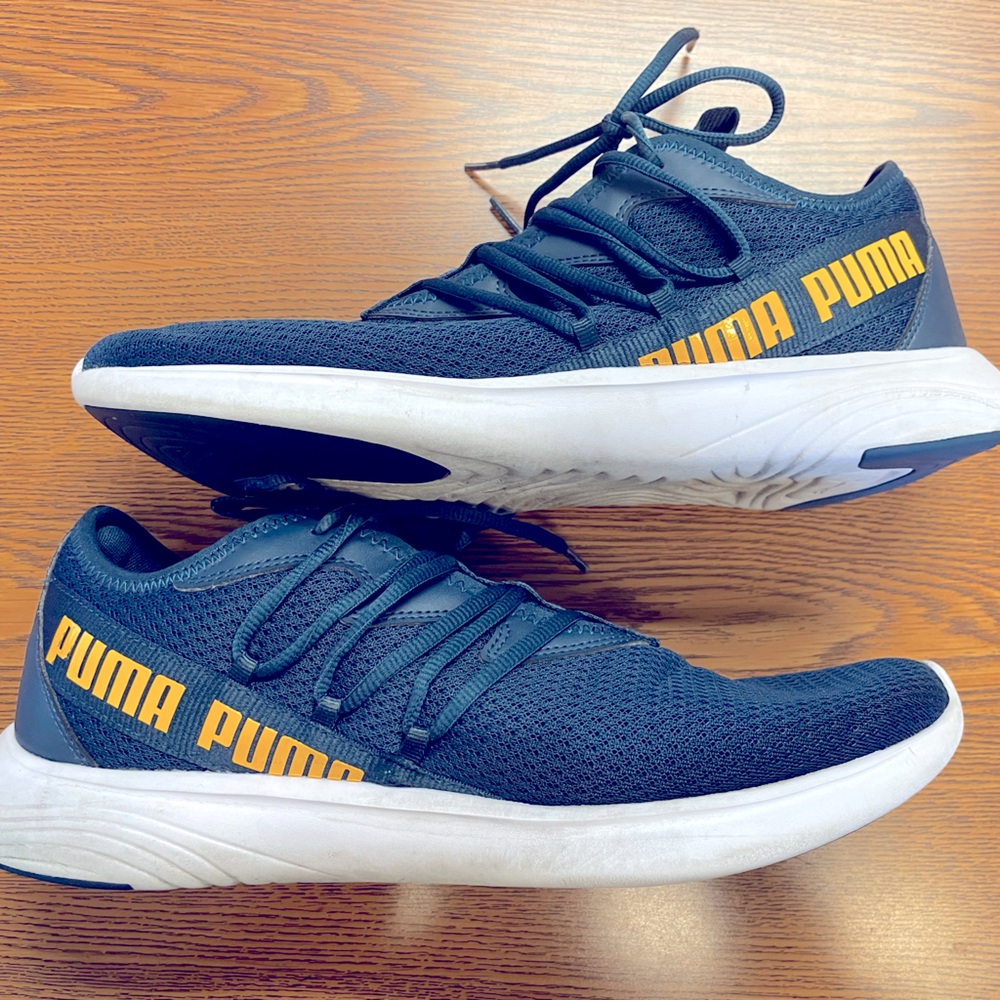 Puma Navy and Gold Star Vital Men's Training Shoes Size 11.5